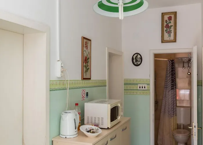 Bradas- Twin With Shared Bathroom No4 * دوبروفينك